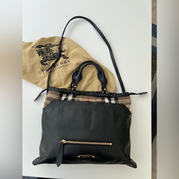 Burberry Black Big Crush Tote - Picture 1 of 12